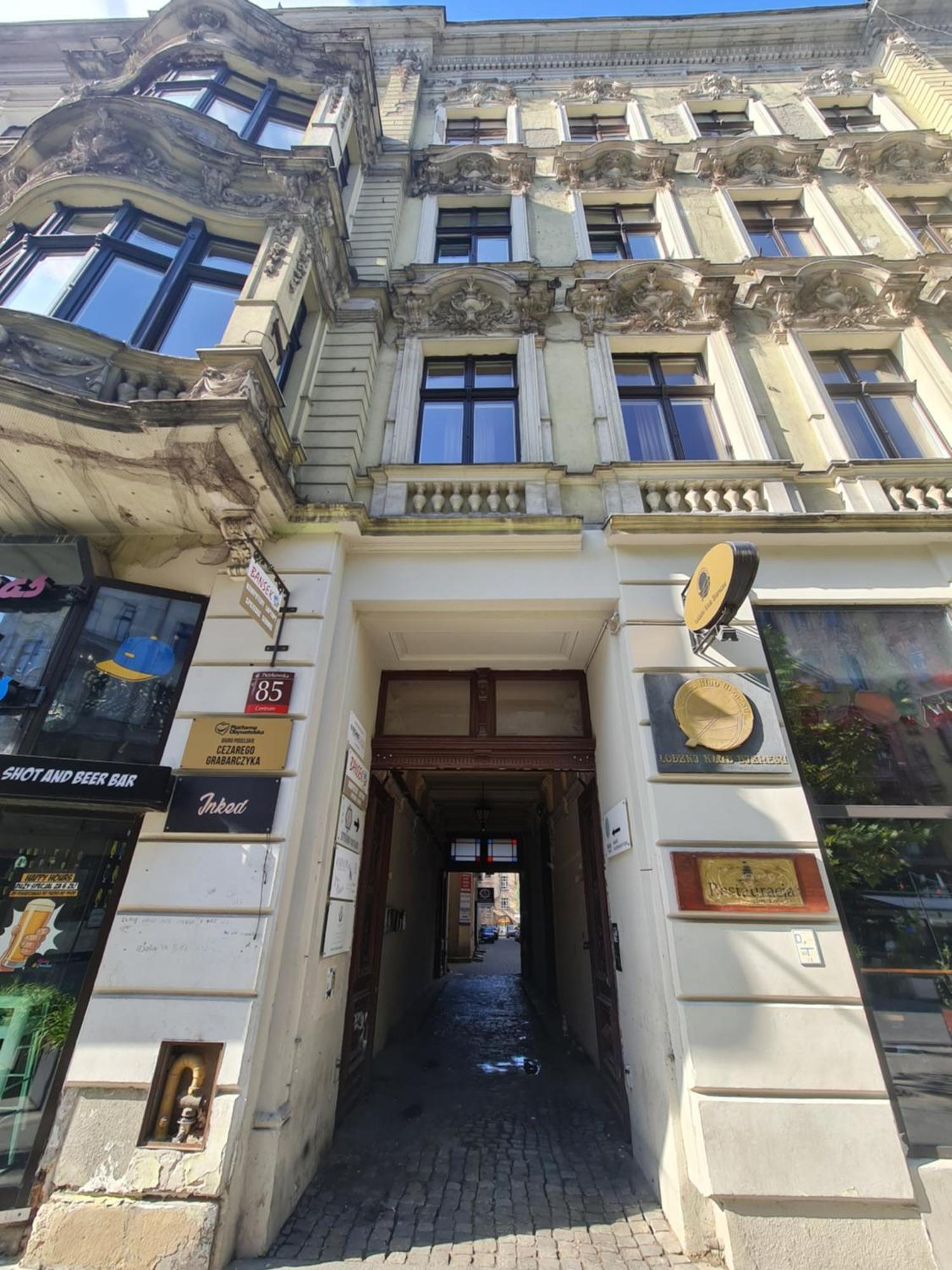 Apartment In The Strict City Centre 罗兹 外观 照片
