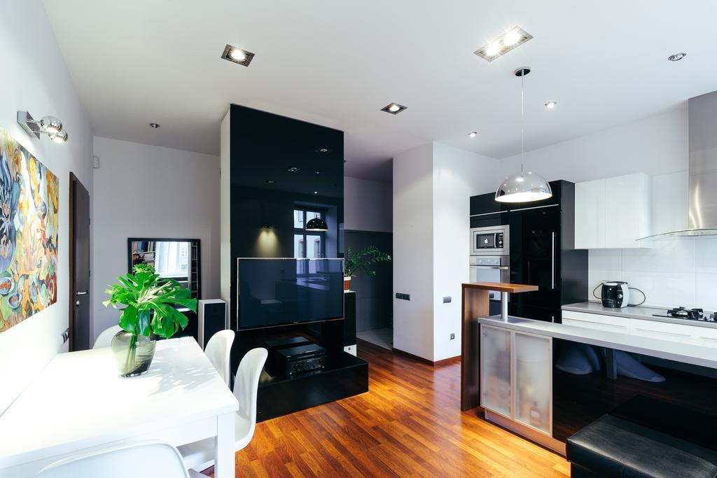 Apartment In The Strict City Centre 罗兹 外观 照片