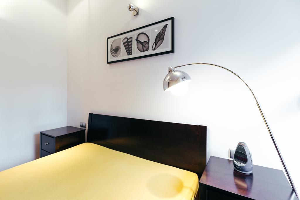 Apartment In The Strict City Centre 罗兹 外观 照片